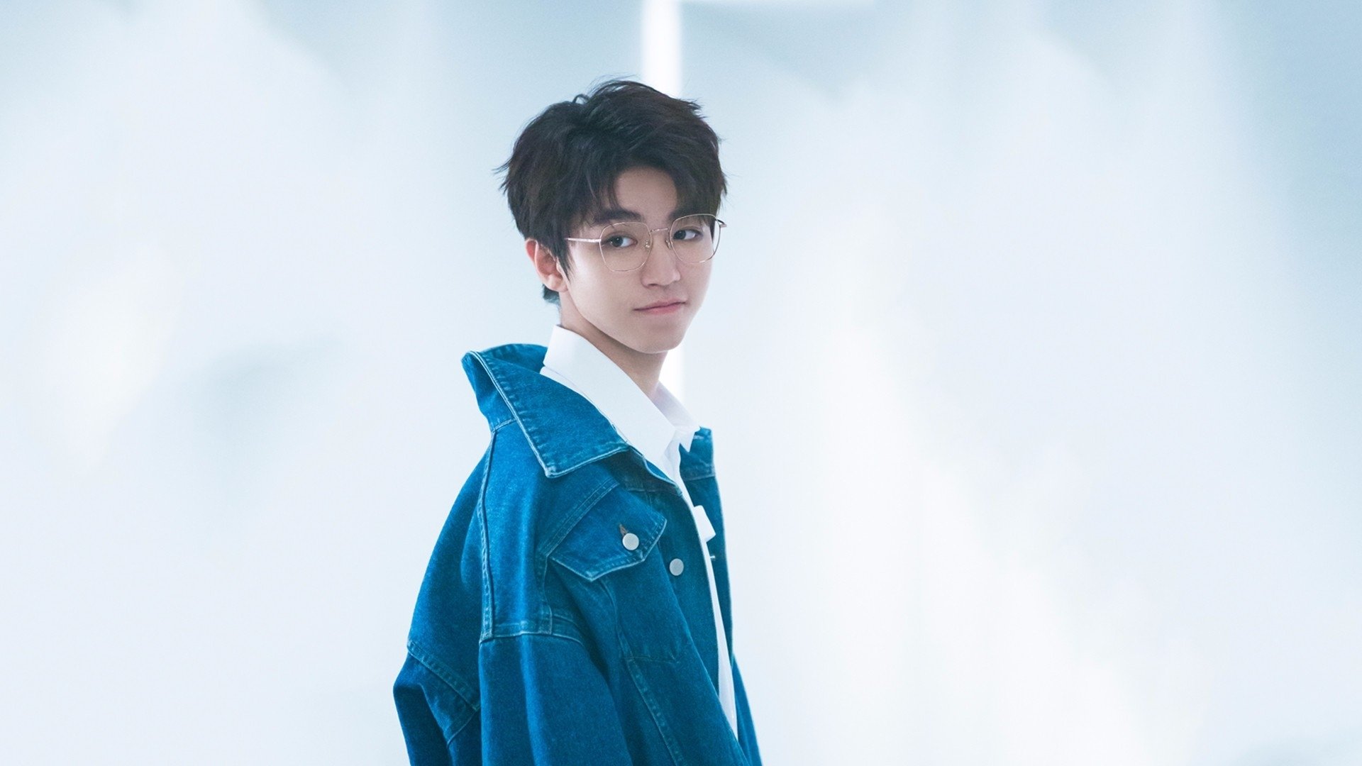 九游下载中心-“法甲激战不断，悬念持续升高，面对压力各队稳中求胜”，法甲的比赛